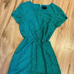 Lace green LAUNDRY cocktail dress sz 6